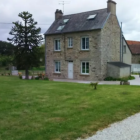 Holiday home Maison Charmante A Avec Jardin Lieusaint (Seine-et-Marne)